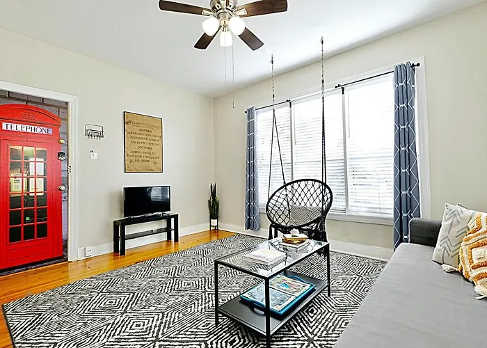 1920S Urban Charm, Lower-Greenville Ave Area